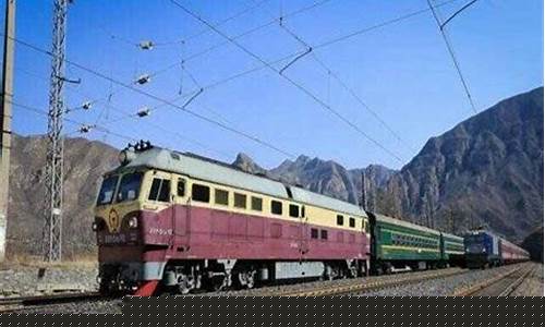 火车动态实时在线查询(火车动态实时在线查询K1352今天会晚点吗)_https://www.023hushi.com_新股_第1张